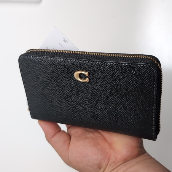 Coach CI194 Leather Medium Zip Around Wallet Brass/Black (Frim Price - Last One) - Picture 4 of 16